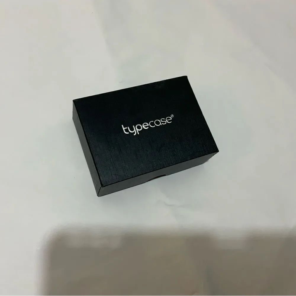 Typecase *NIB* Men’s Wallet Card Holder with Air Tag Holder, RFID Blocking